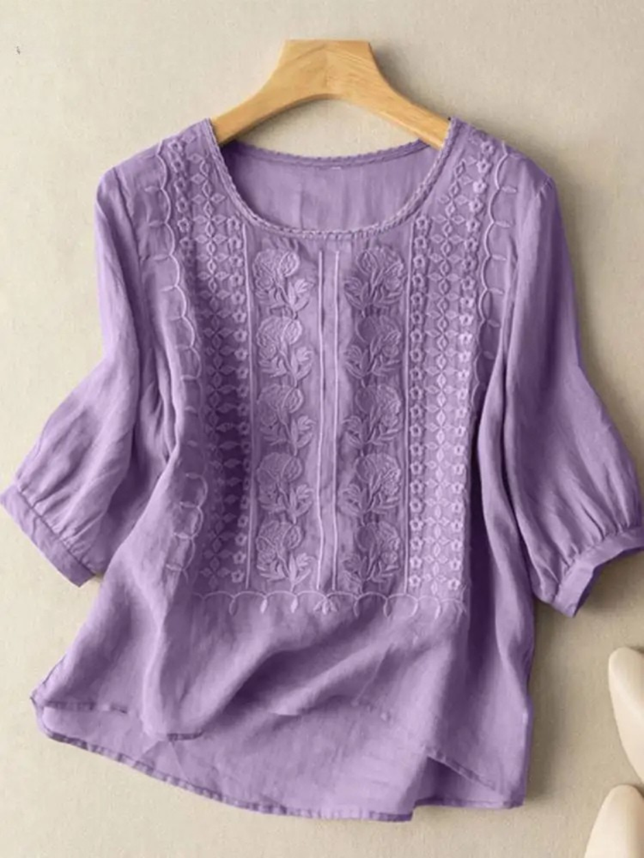 Seraphina – Embroidered Boho Blouse for Effortless Elegance