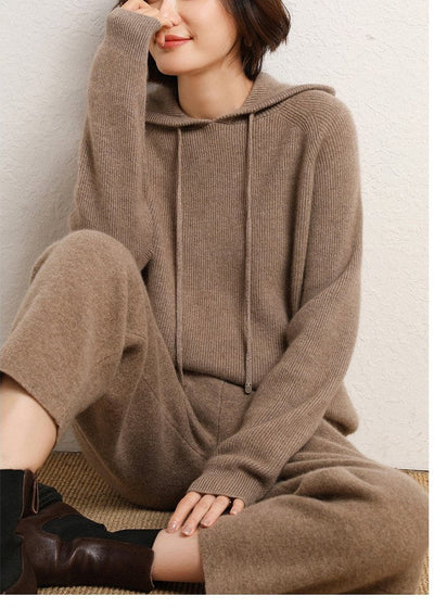 Karolina – LuxeEase Women's Hoodie
