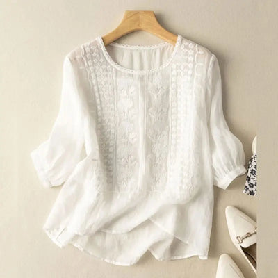 Seraphina – Embroidered Boho Blouse for Effortless Elegance